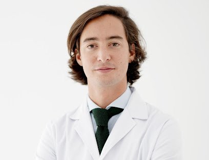 Foto de Dr. Jaime Company | Especialista en cirugía dermatológica y láser en Madrid